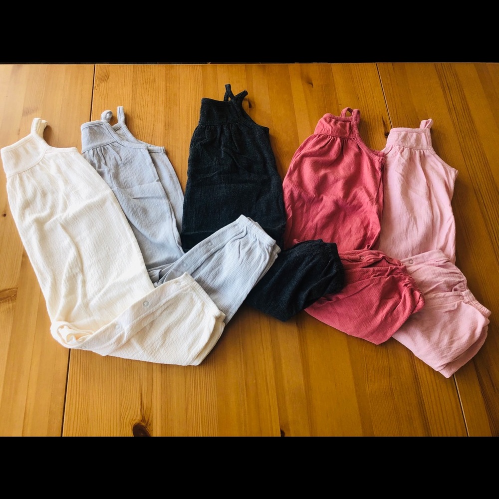 NWOT 5 old navy rompers